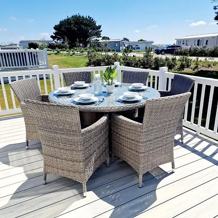 Cornwall Caravan Retreat 2 Perranporth Holiday park
