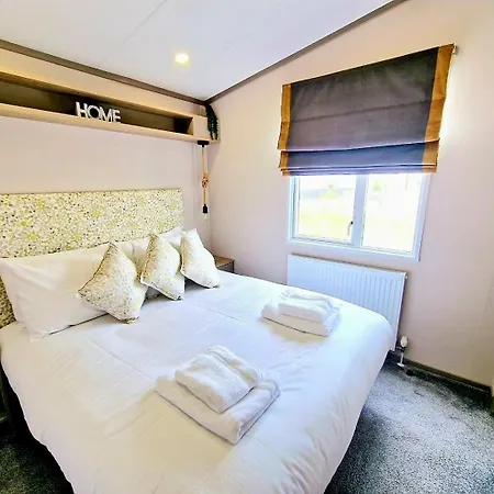 Cornwall Caravan Retreat 2 Perranporth Holiday park Newquay (Cornwall)