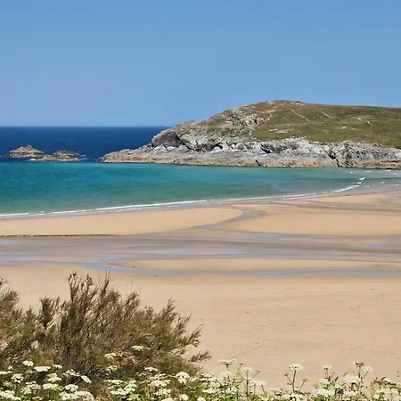 Cornwall Caravan Retreat, Near Perranporth, 3 Bedroom New Quay